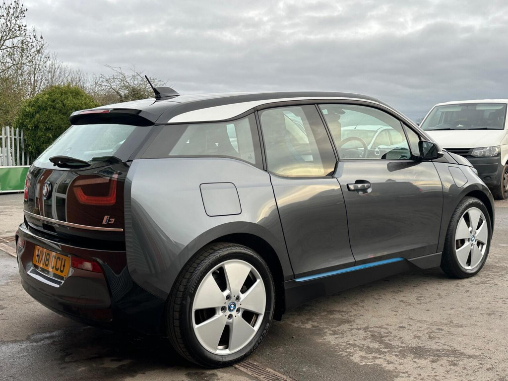 BMW I3