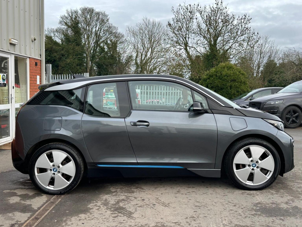 BMW I3