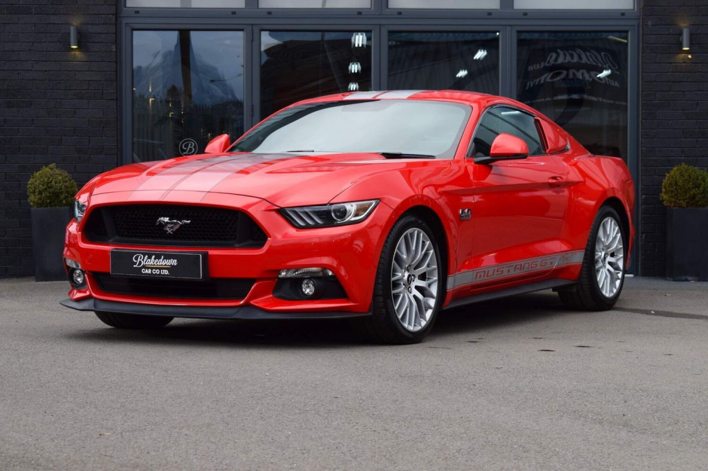 FORD MUSTANG 5.0 V8 GT Fastback Euro 6 2dr