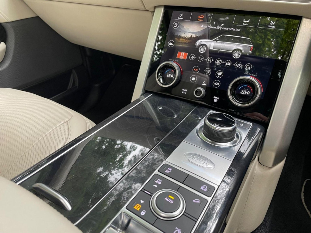 LAND ROVER RANGE ROVER