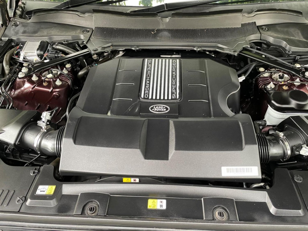 LAND ROVER RANGE ROVER