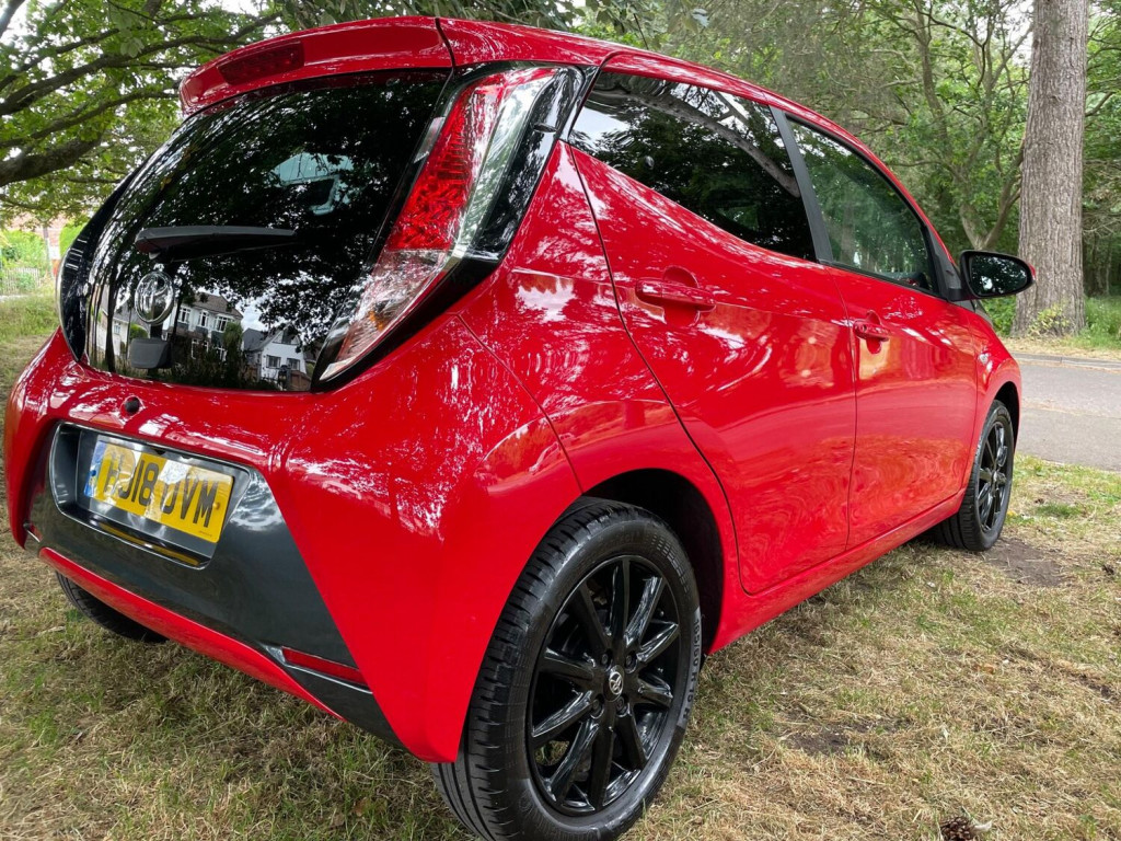 TOYOTA AYGO
