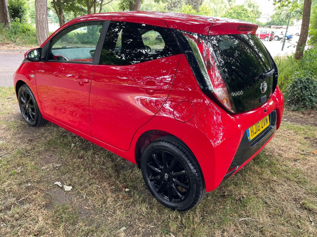 TOYOTA AYGO