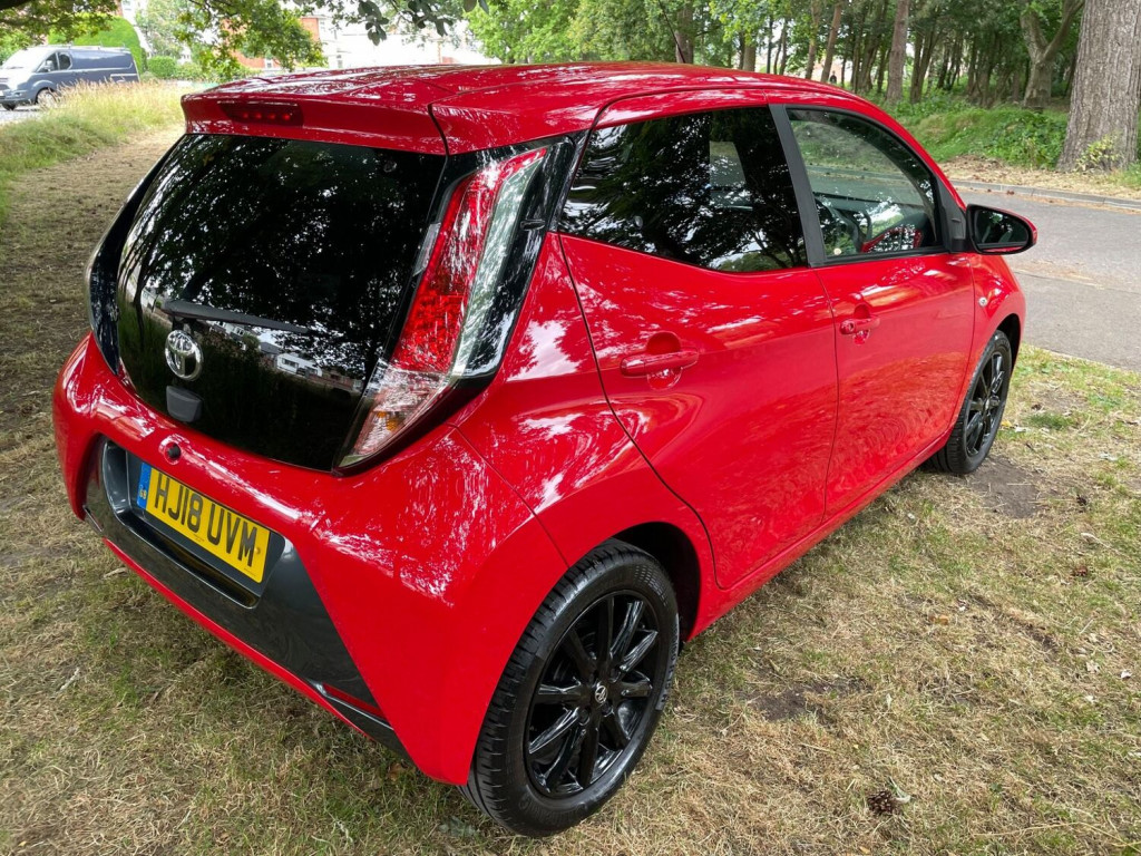 TOYOTA AYGO