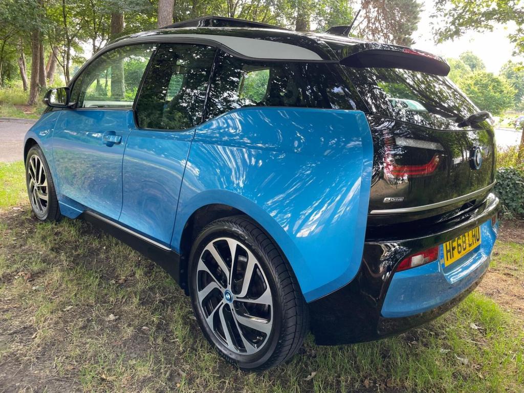 BMW I3