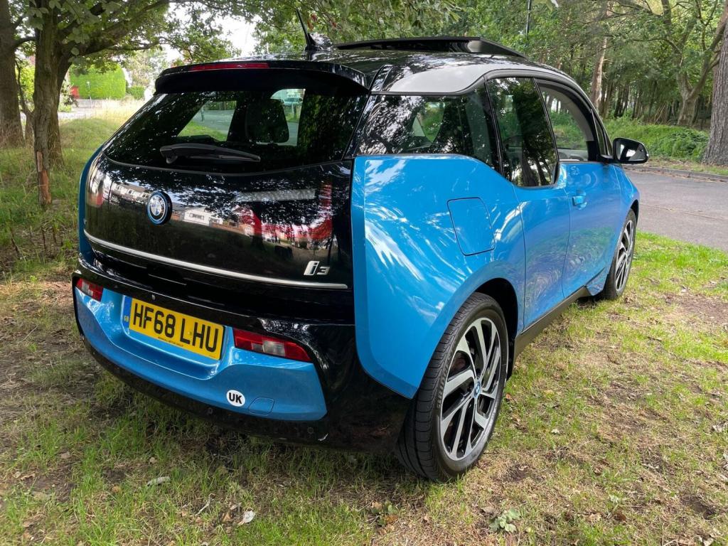 BMW I3