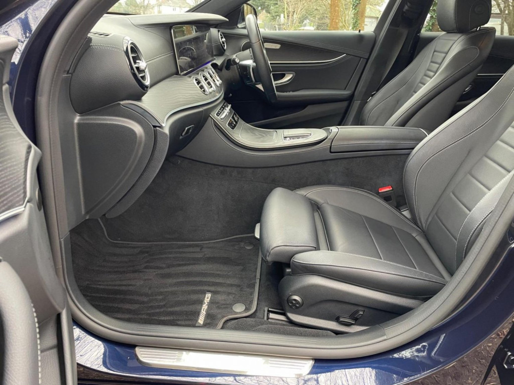 MERCEDES-BENZ E CLASS