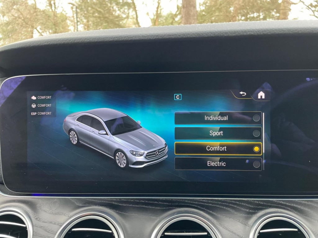 MERCEDES-BENZ E CLASS