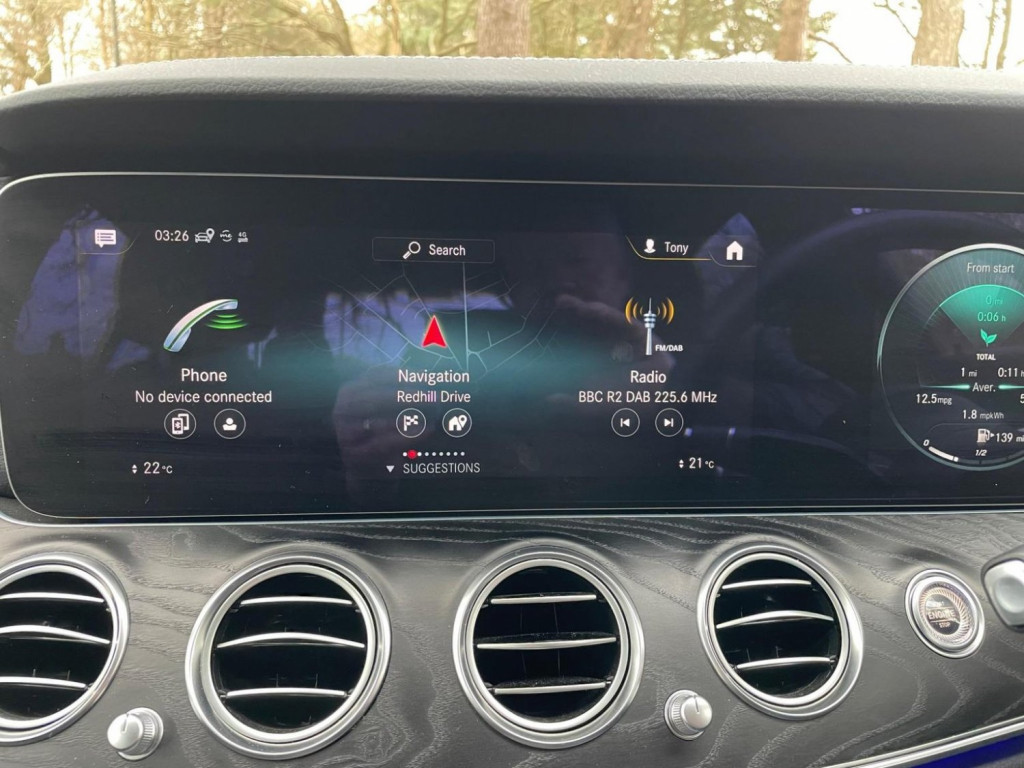 MERCEDES-BENZ E CLASS