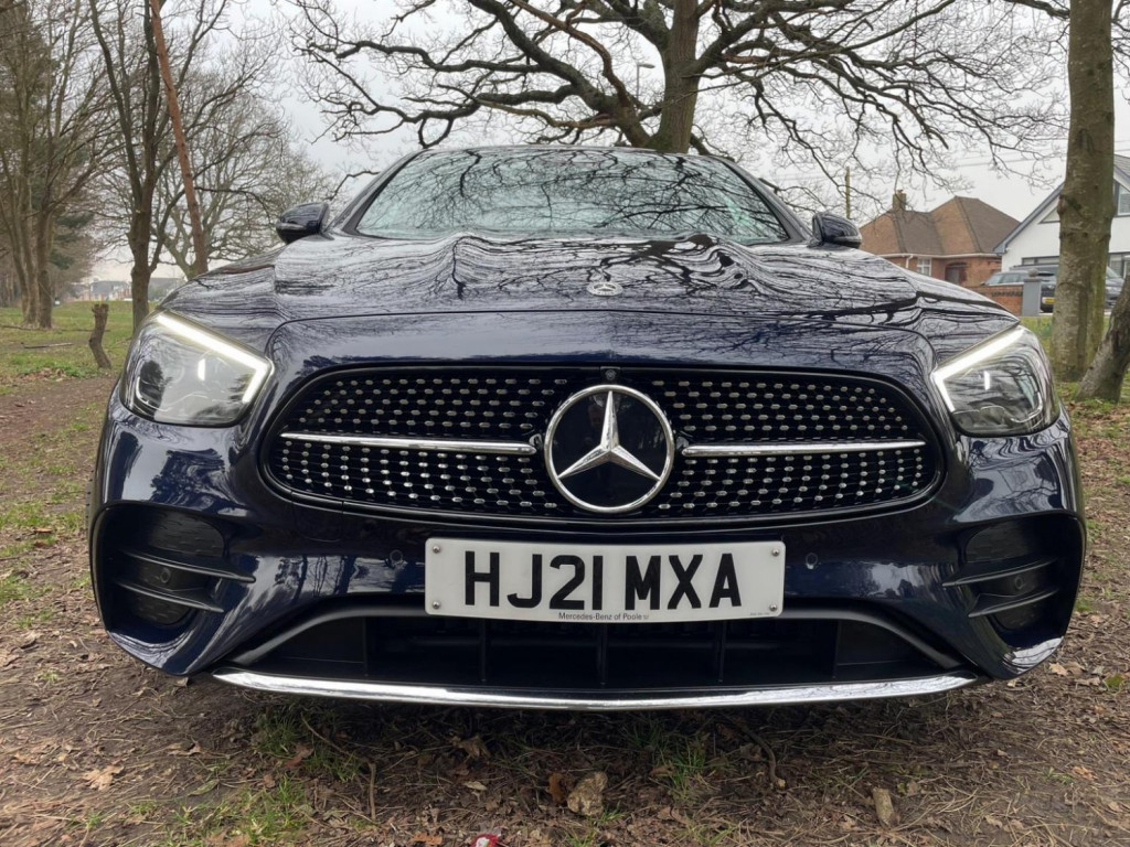 MERCEDES-BENZ E CLASS