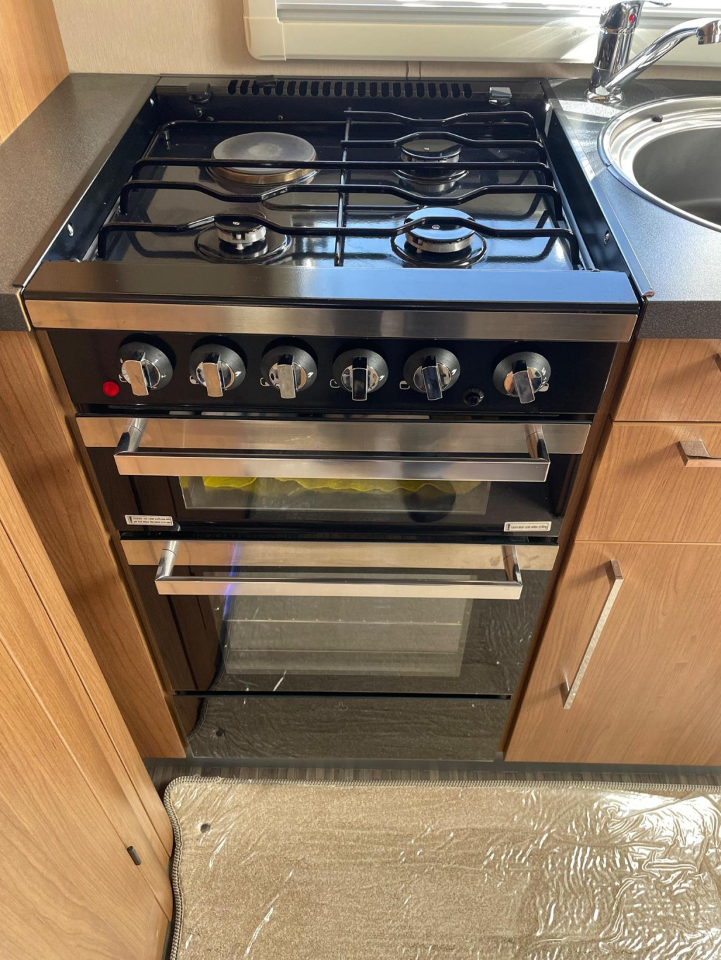 AUTO-TRAIL TRACKER EKS