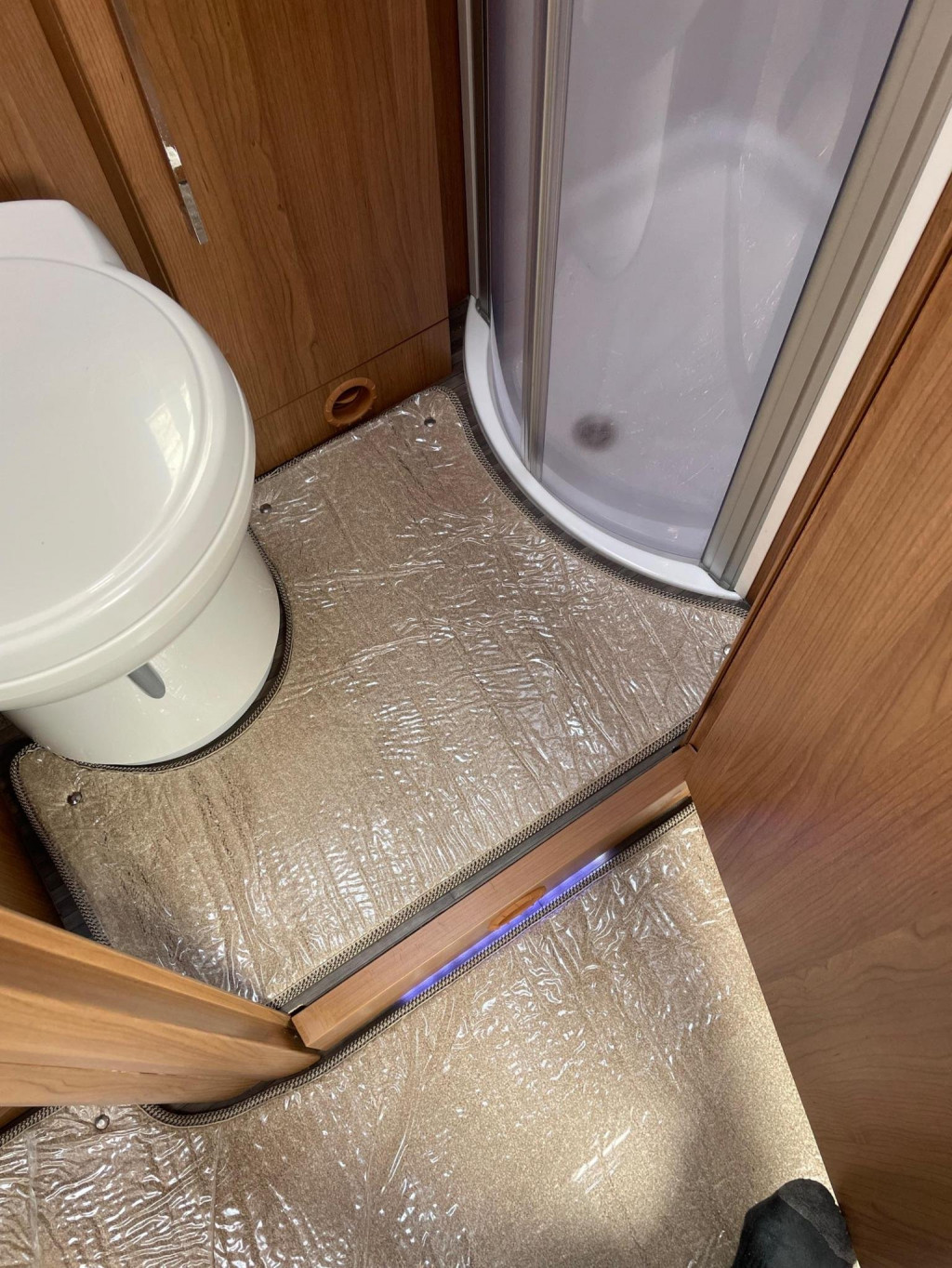 AUTO-TRAIL TRACKER EKS