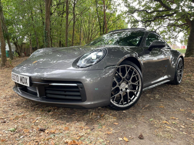 PORSCHE