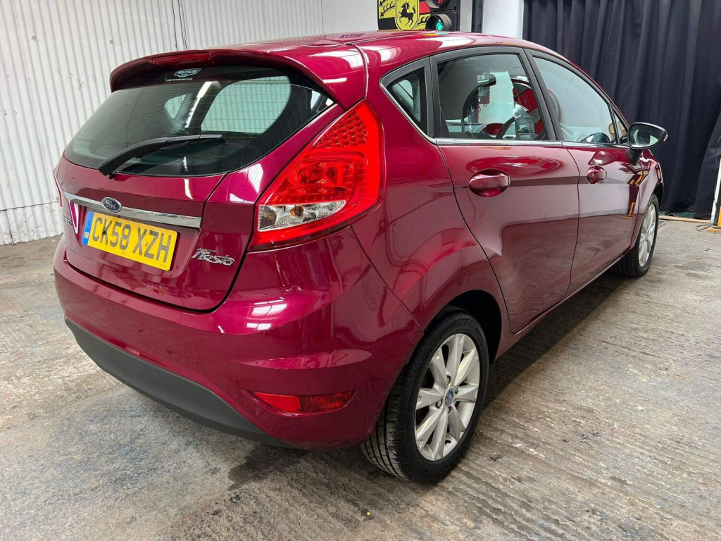 FORD FIESTA