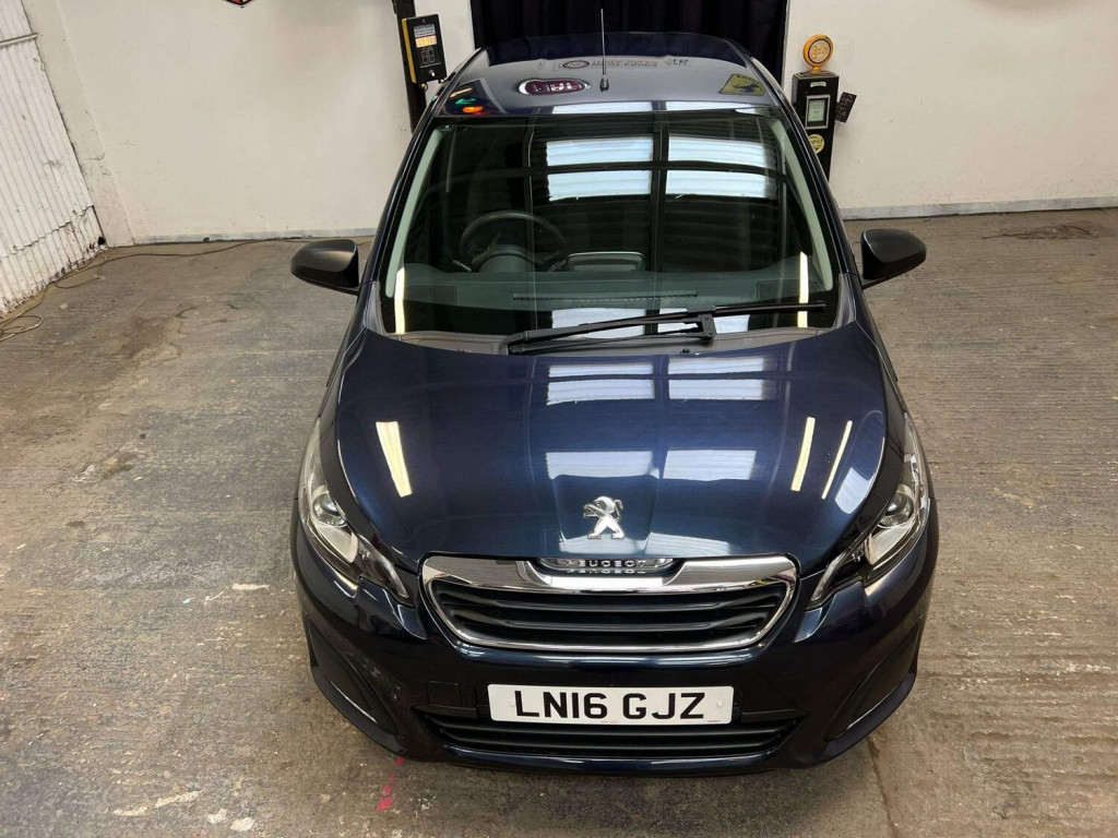 PEUGEOT 108