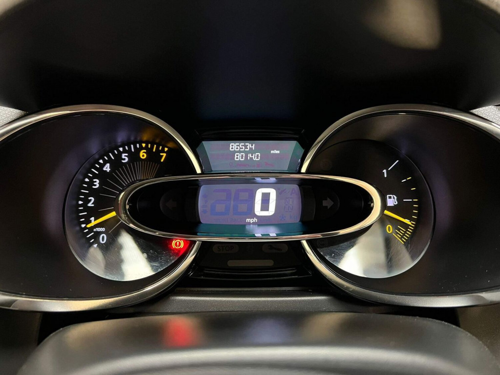 RENAULT CLIO