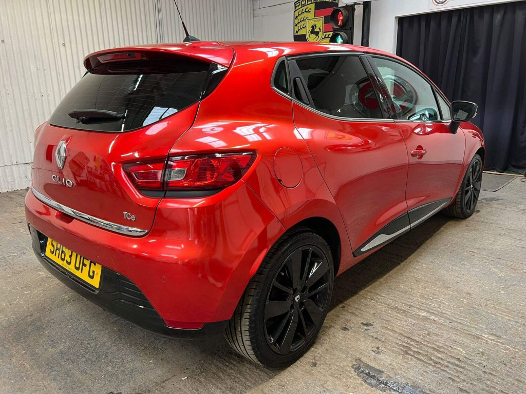 RENAULT CLIO