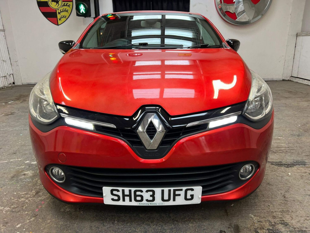 RENAULT CLIO