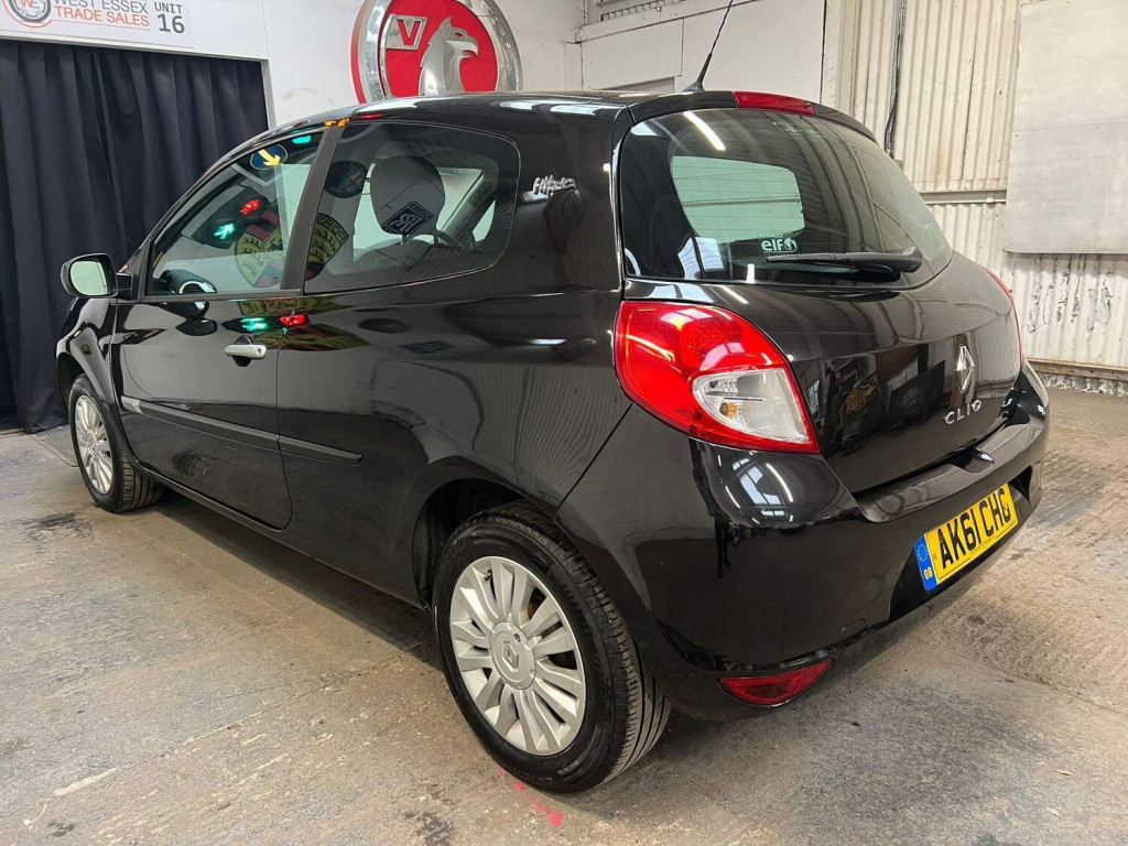 RENAULT CLIO