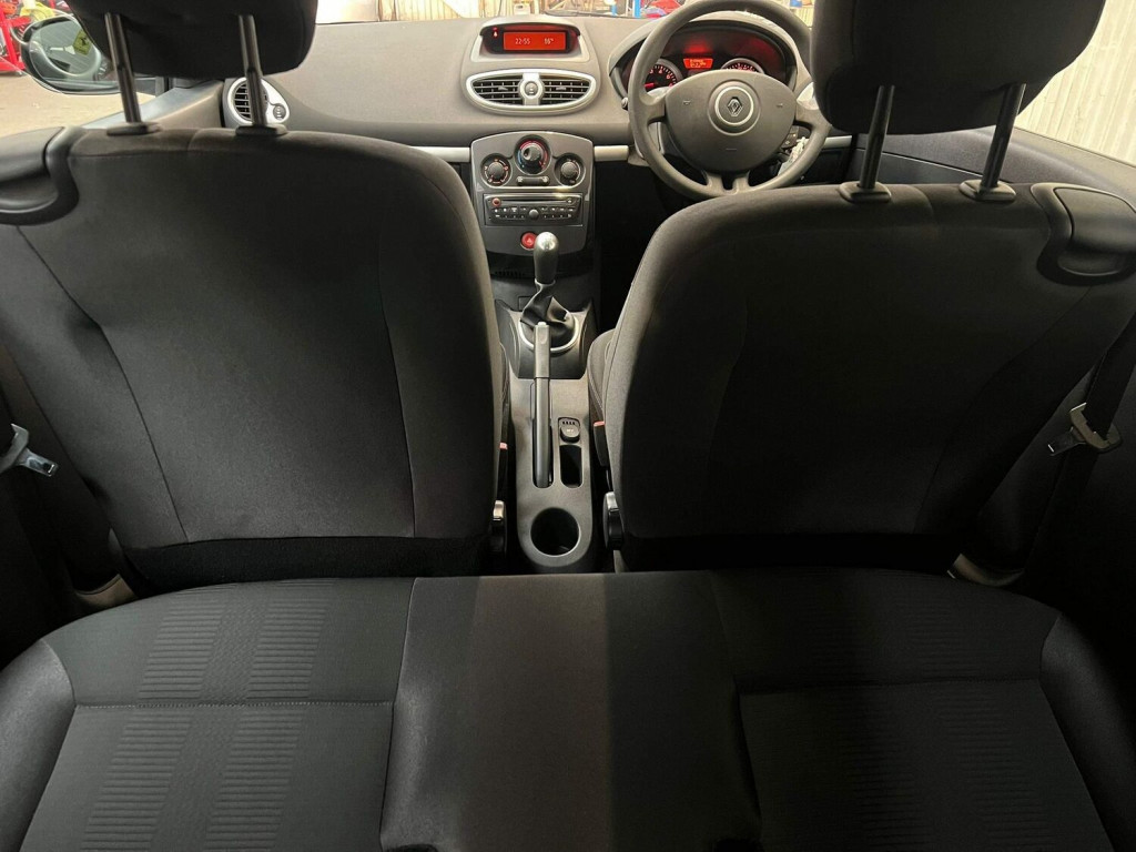 RENAULT CLIO