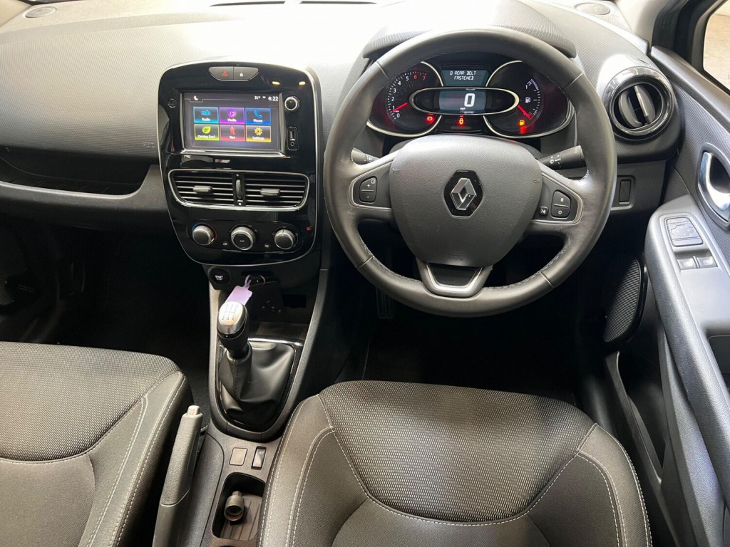 RENAULT CLIO