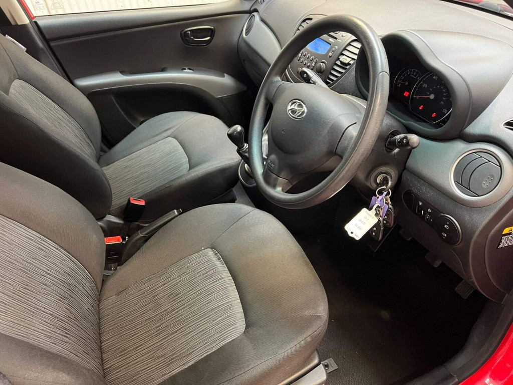 HYUNDAI I10
