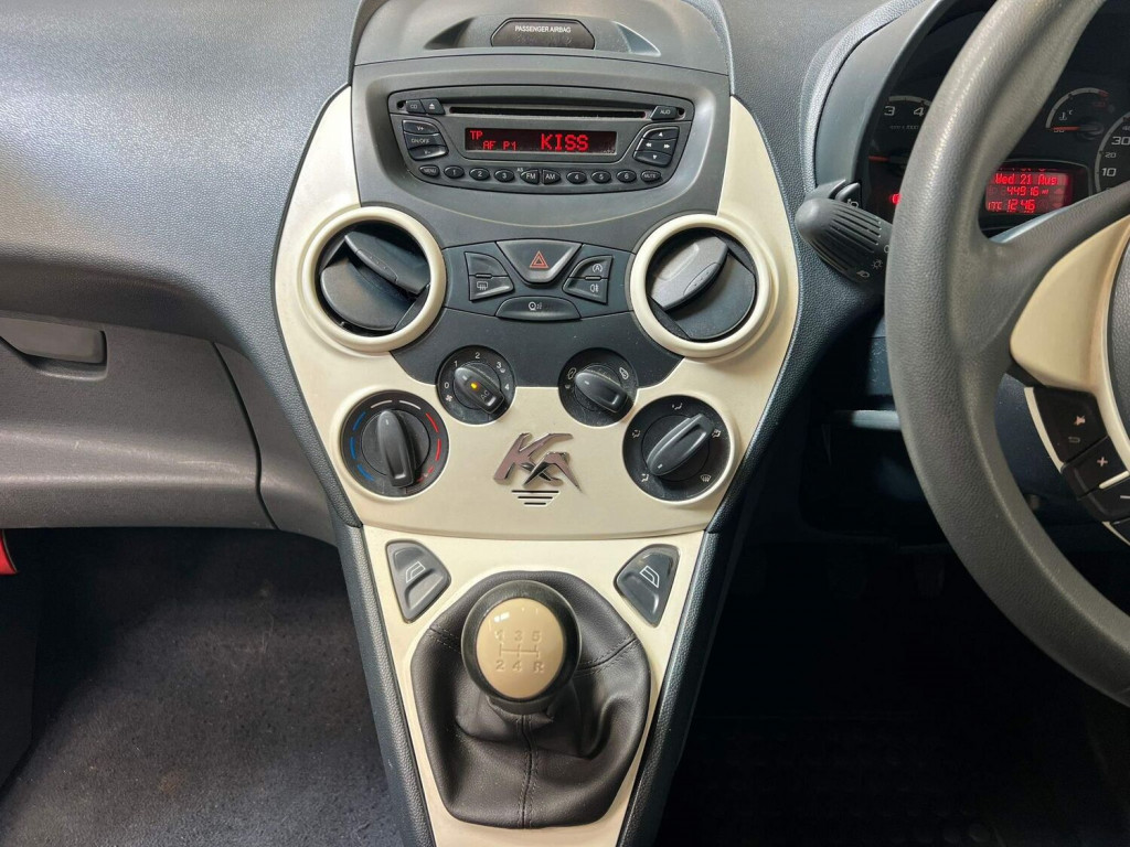 FORD KA