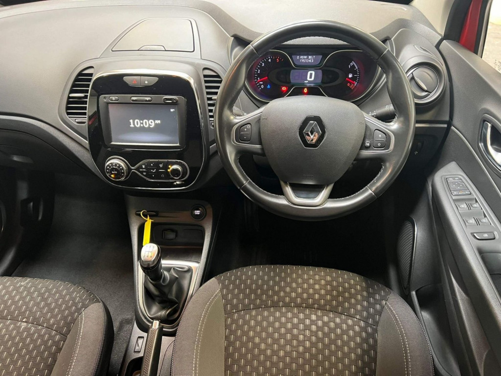 RENAULT CAPTUR