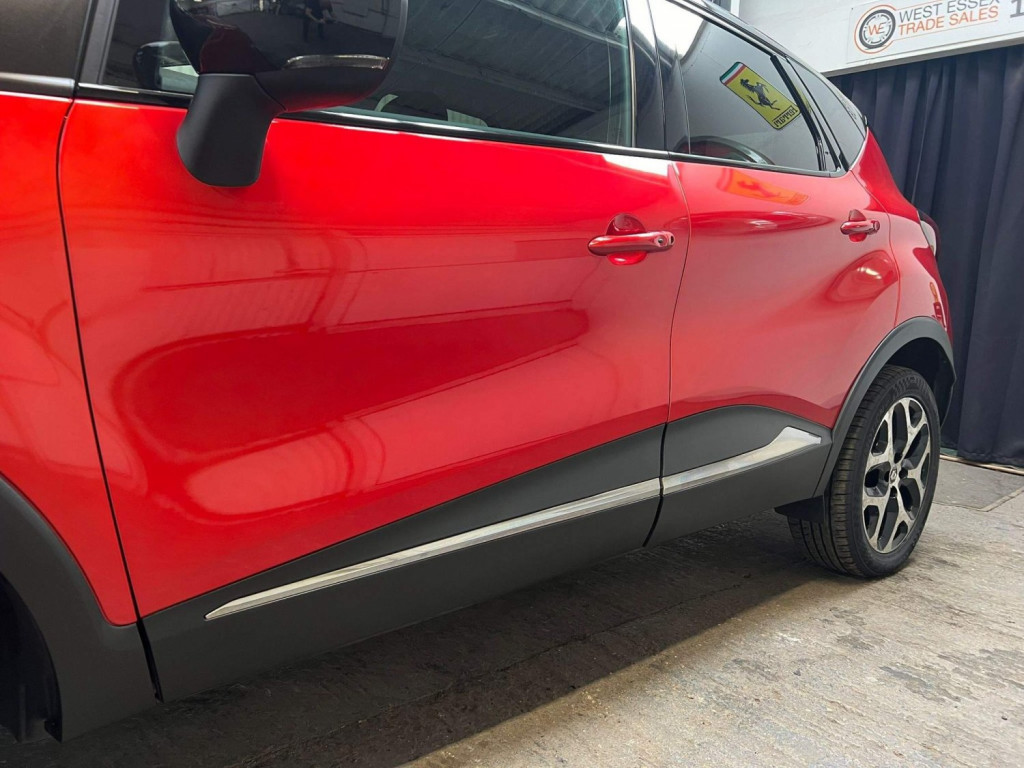 RENAULT CAPTUR