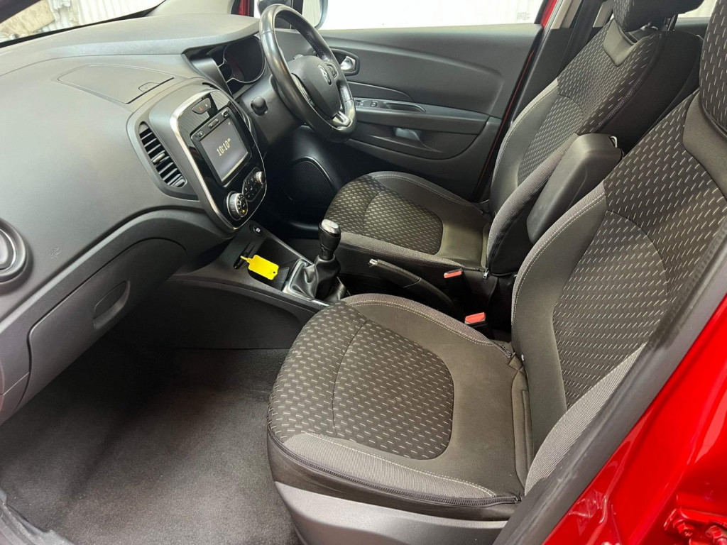 RENAULT CAPTUR