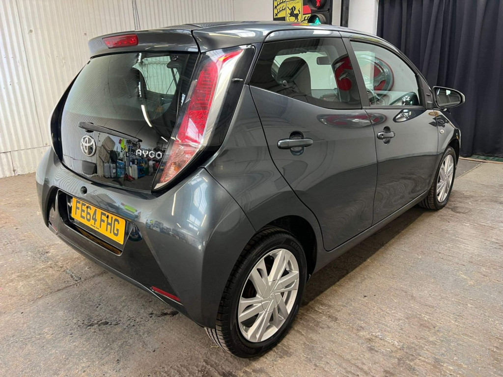 TOYOTA AYGO