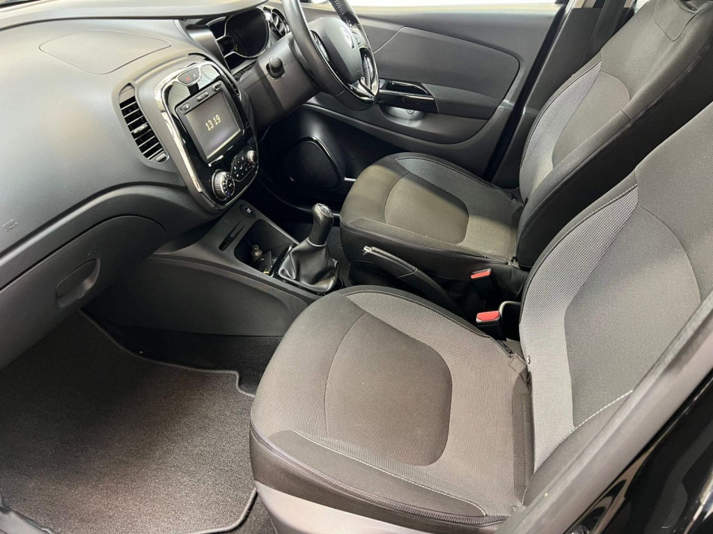RENAULT CAPTUR
