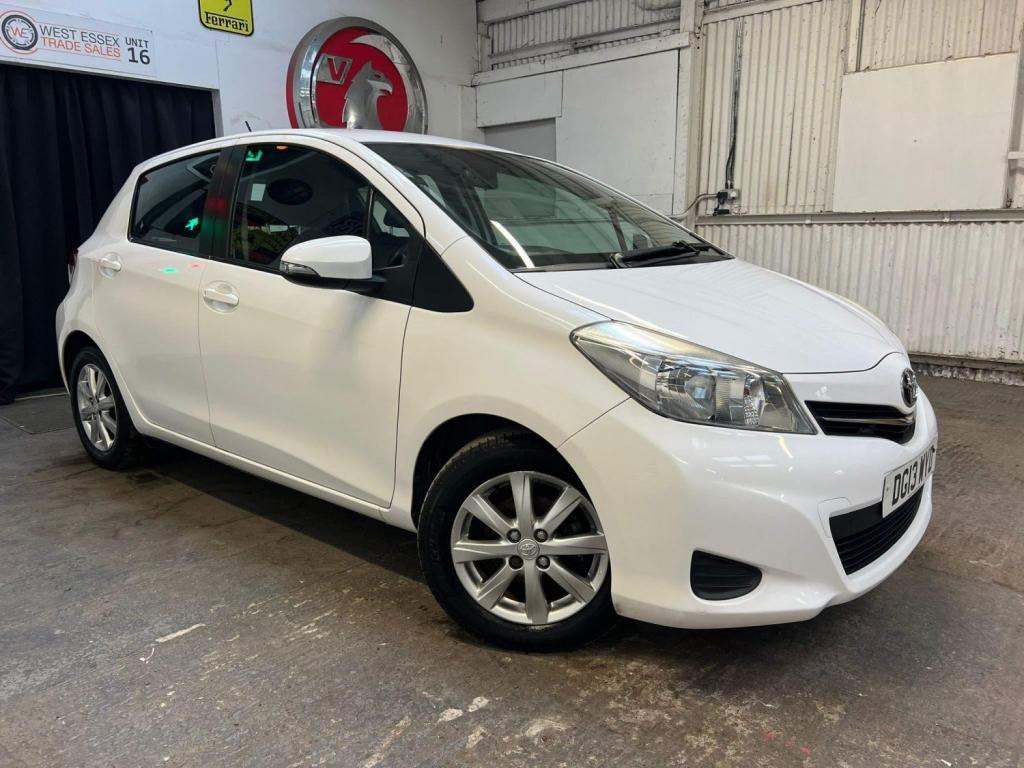 View TOYOTA YARIS 1.33 Dual VVT-i TR Euro 5 5dr