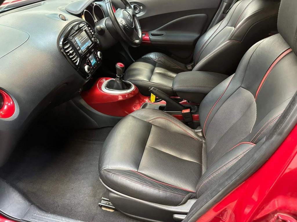 NISSAN JUKE