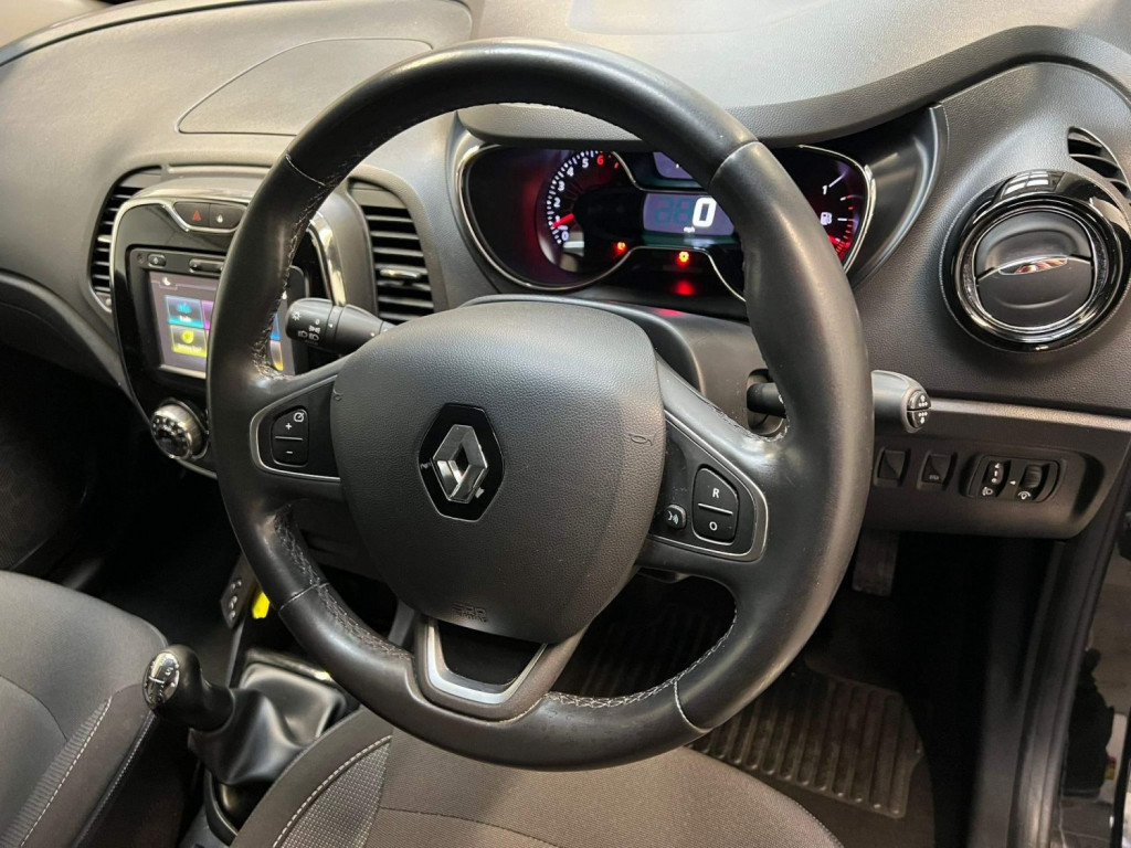RENAULT CAPTUR