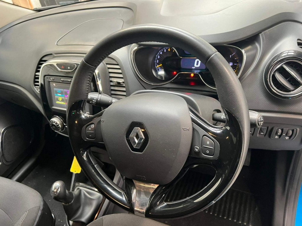 RENAULT CAPTUR