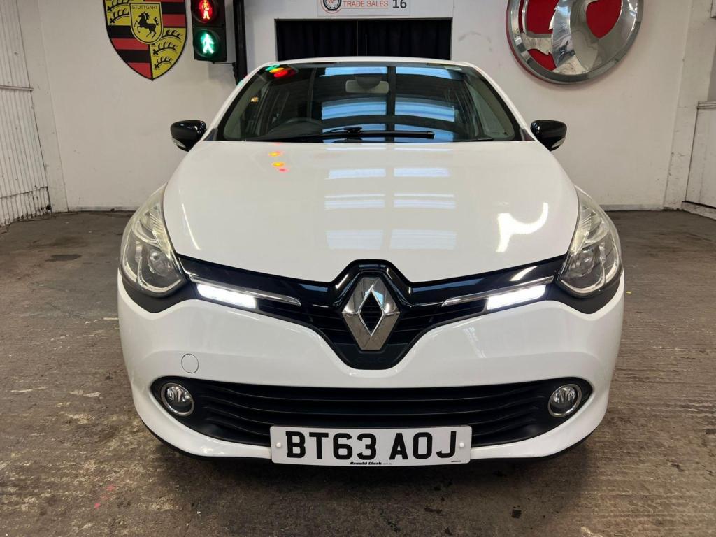 RENAULT CLIO