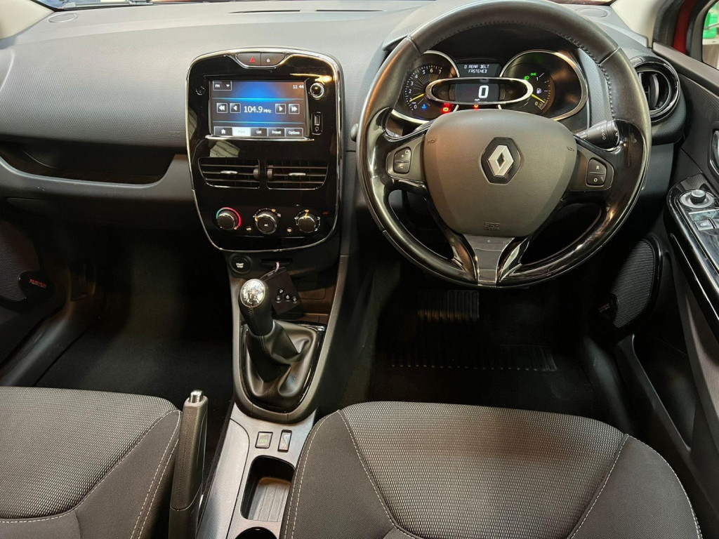RENAULT CLIO