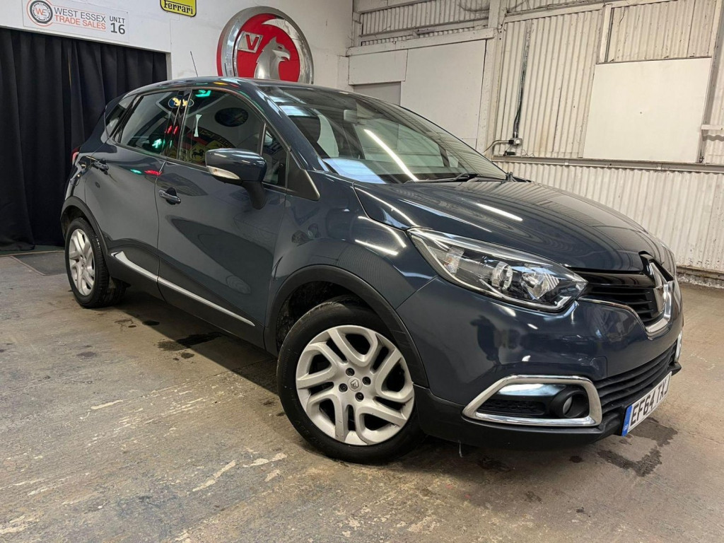 View RENAULT CAPTUR 0.9 TCe ENERGY Dynamique MediaNav Euro 5 (s/s) 5dr