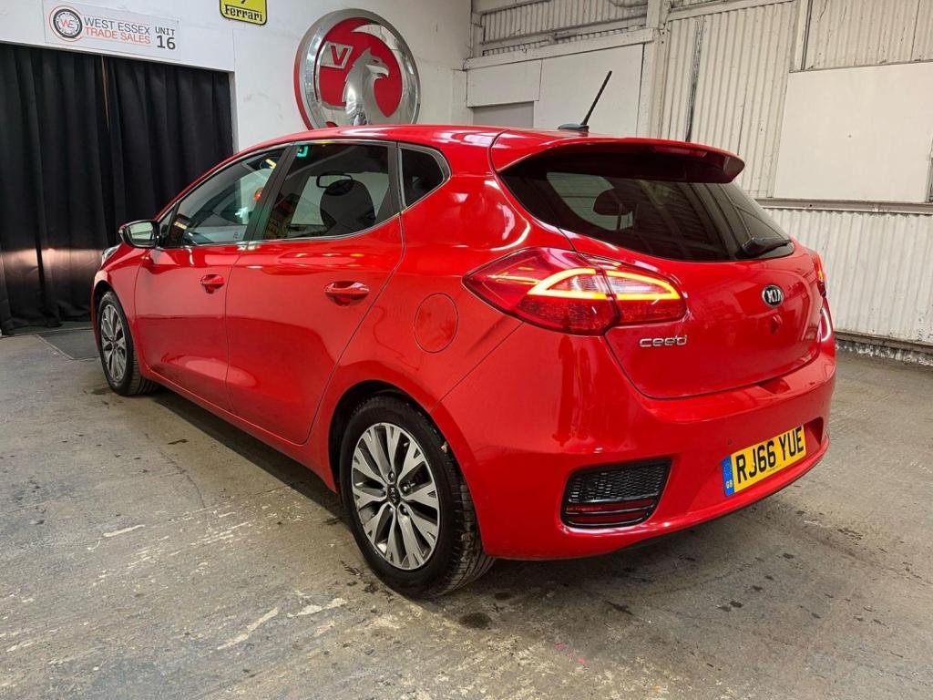 KIA CEED
