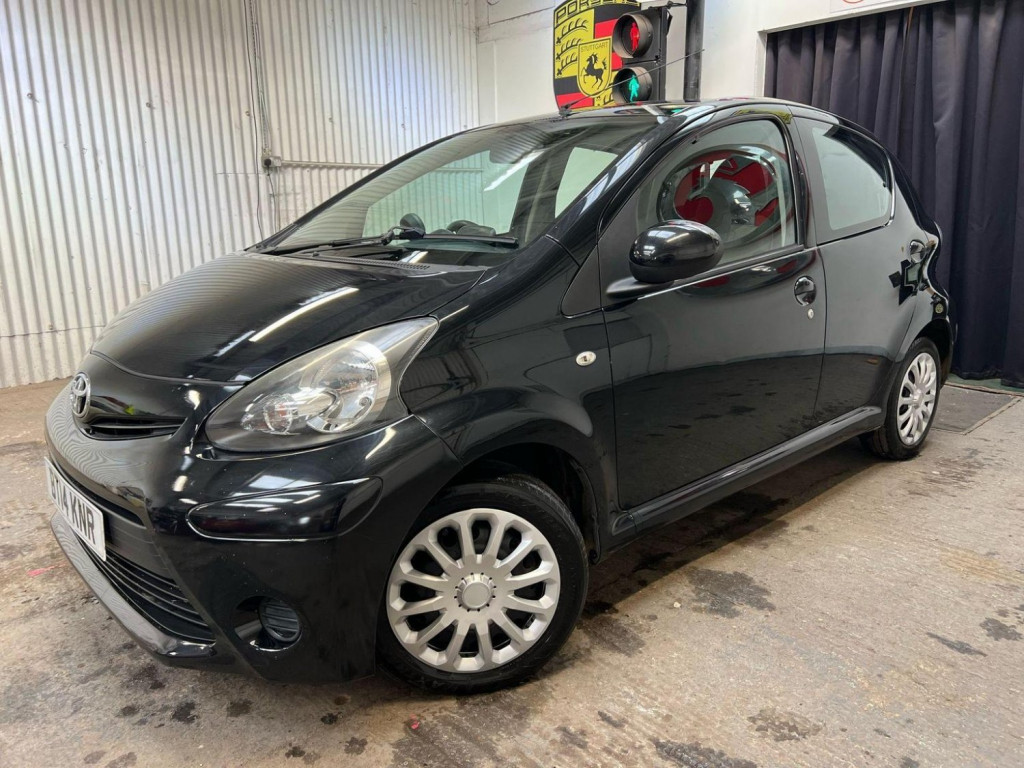 View TOYOTA AYGO 1.0 VVT-i Move Euro 5 5dr