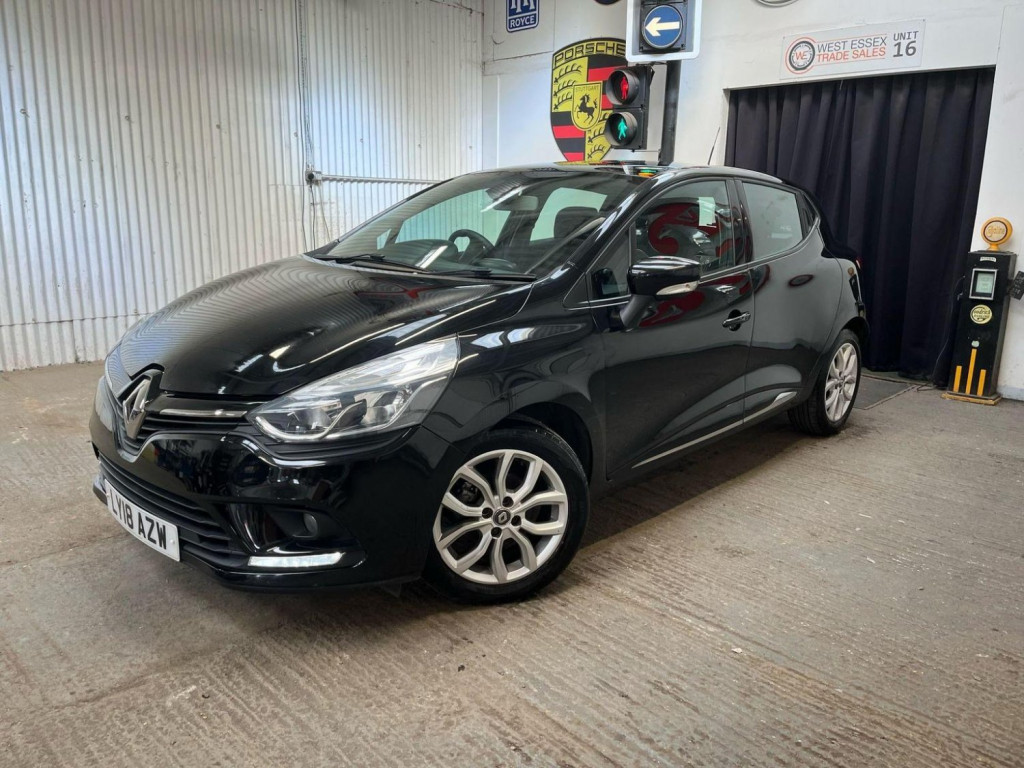 View RENAULT CLIO 0.9 TCe Dynamique Nav Euro 6 (s/s) 5dr