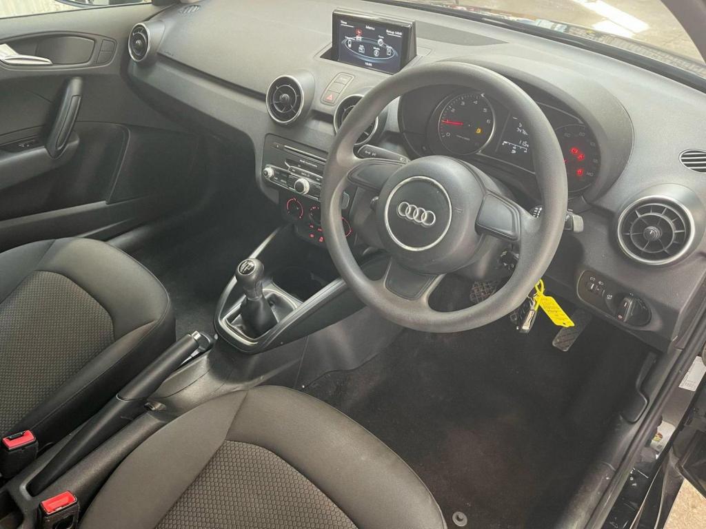 AUDI A1
