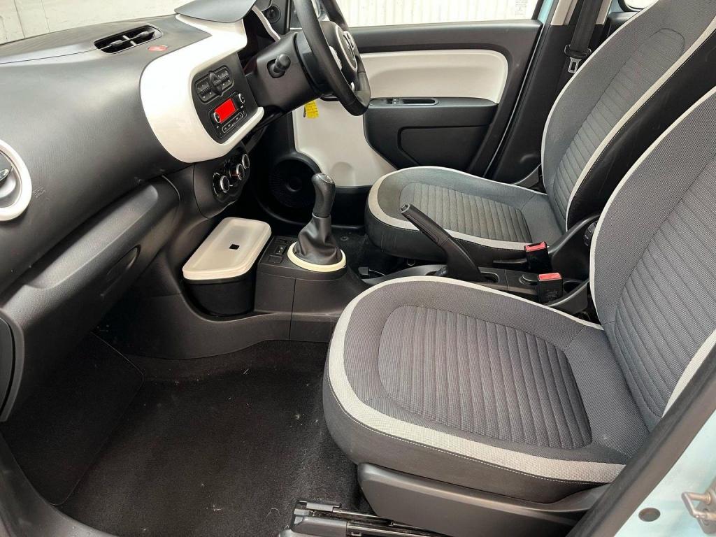 RENAULT TWINGO