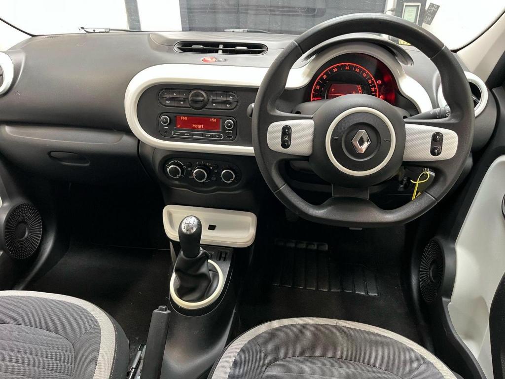RENAULT TWINGO