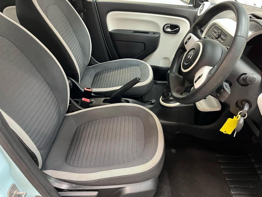 RENAULT TWINGO