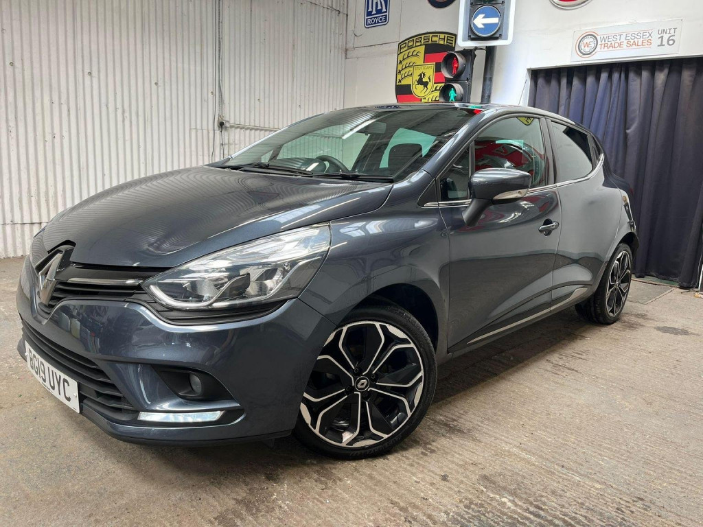 View RENAULT CLIO 0.9 TCe Iconic Euro 6 (s/s) 5dr