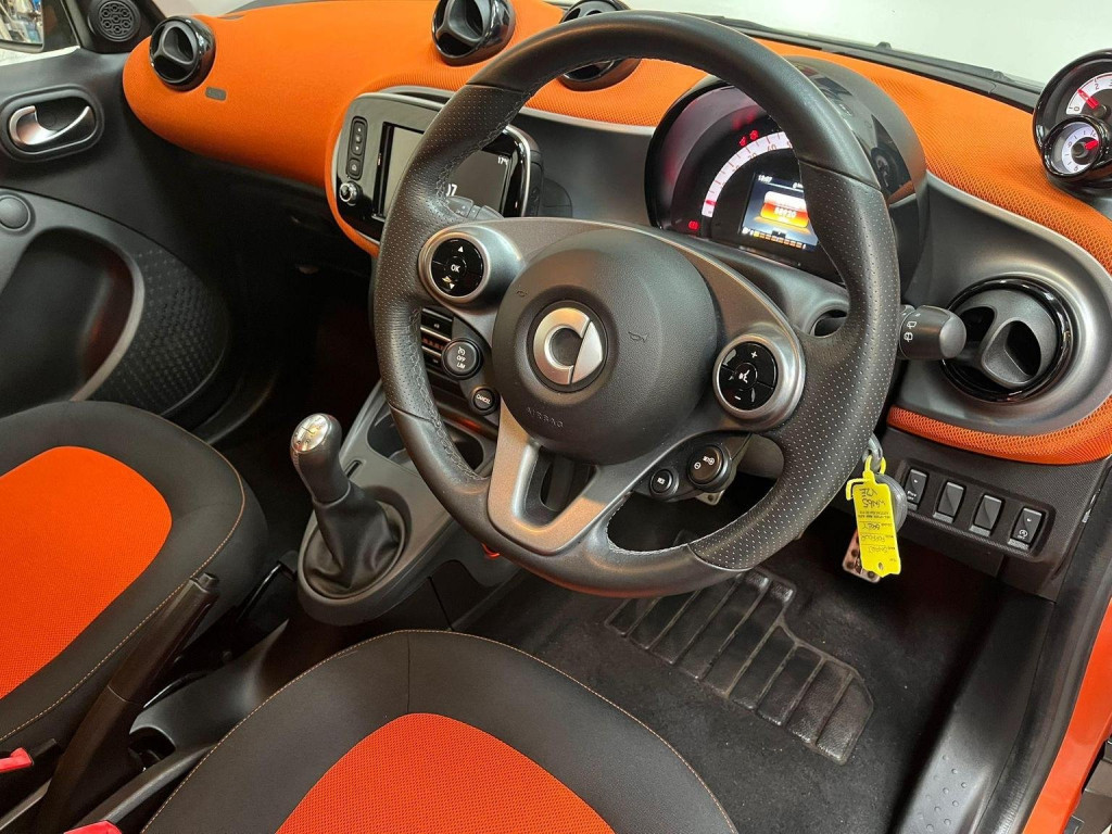 SMART FORFOUR