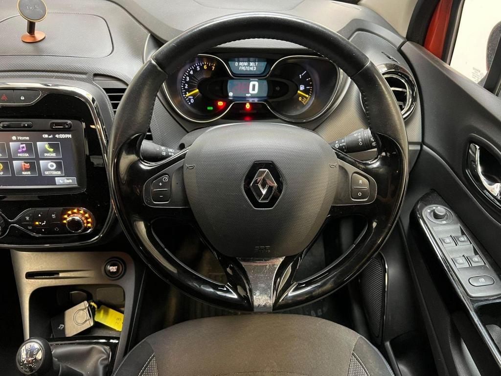 RENAULT CAPTUR