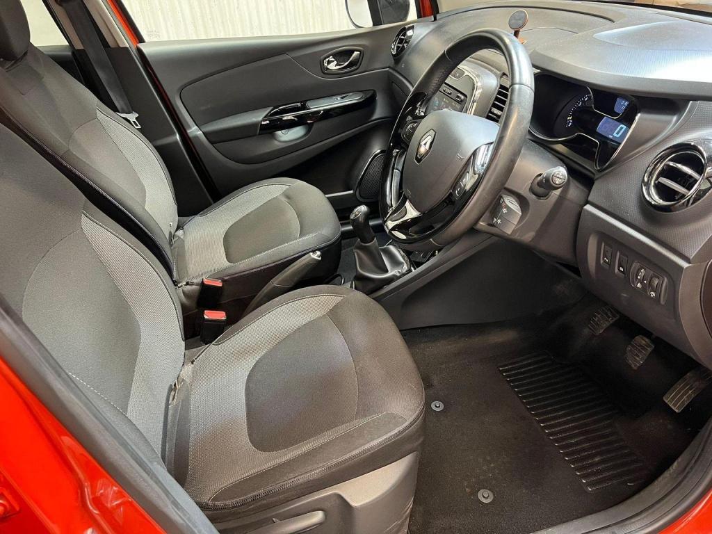 RENAULT CAPTUR
